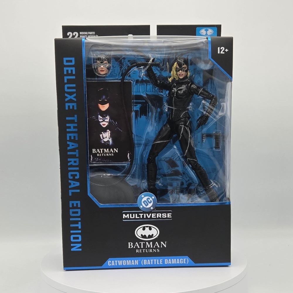 McFarlane Toys DC Multiverse Catwoman Batman Returns 7in Battle Damage Figure